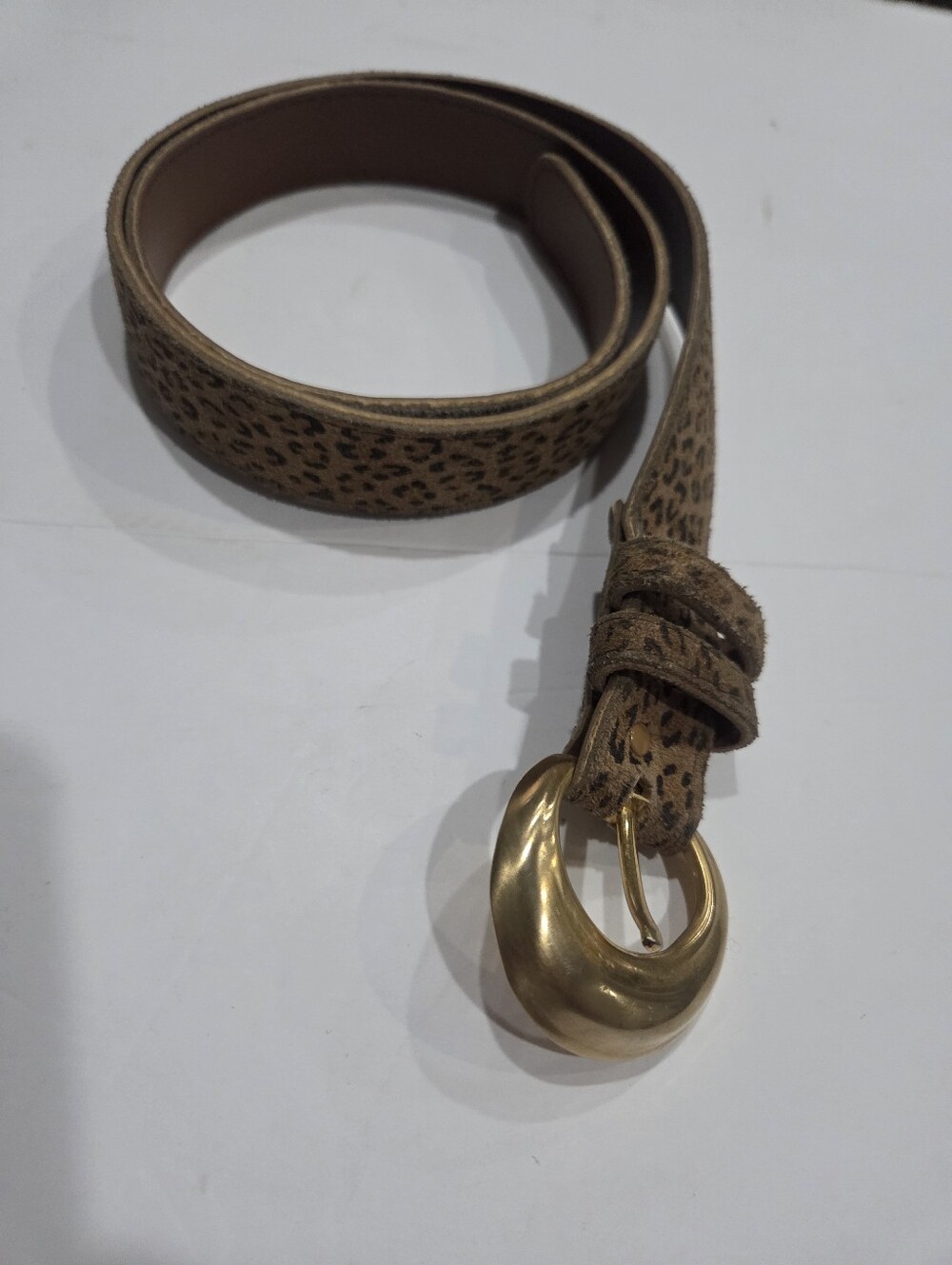 Pearl Leopard-Print Brown Suede Belt with Gold Buckle Sz.medium